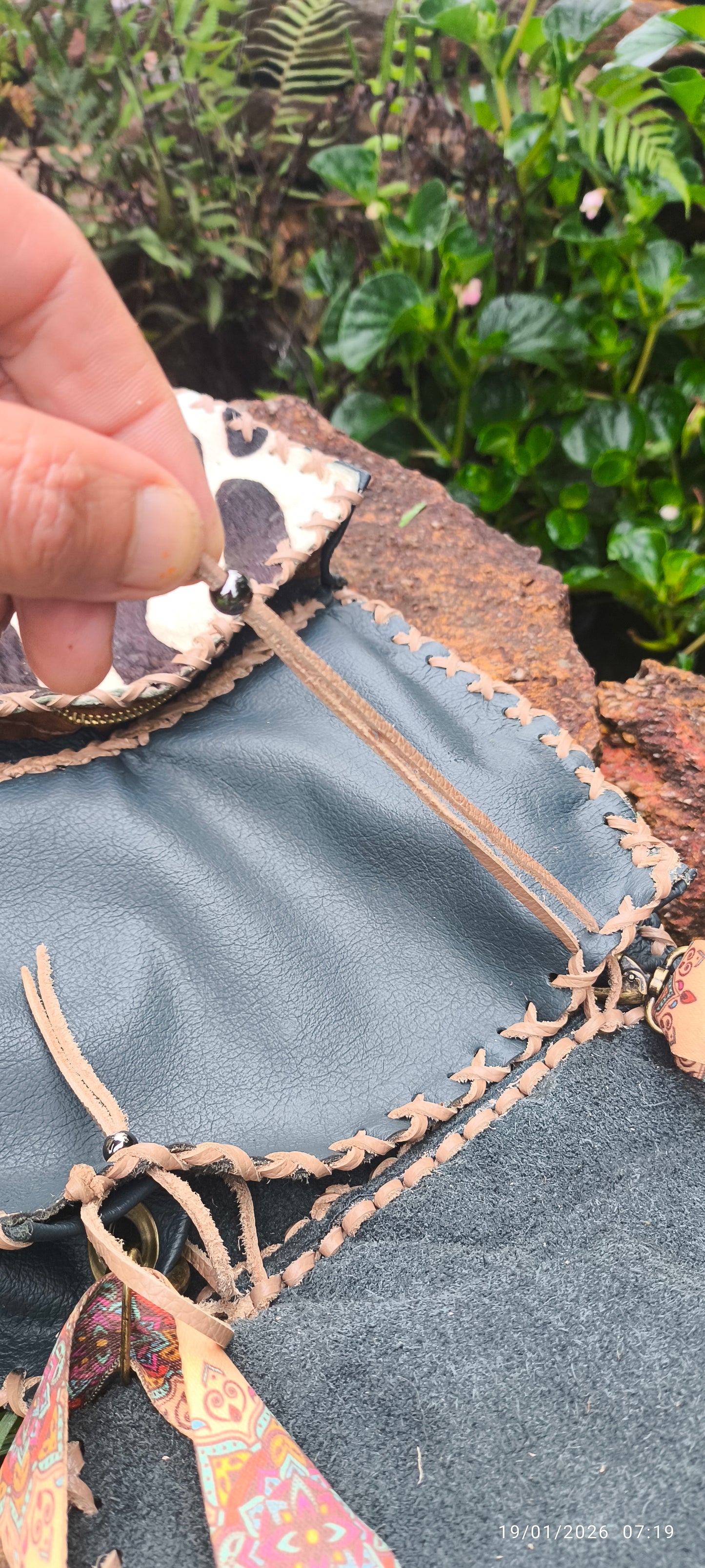 Bolsa Couro natural artesanal costura manual