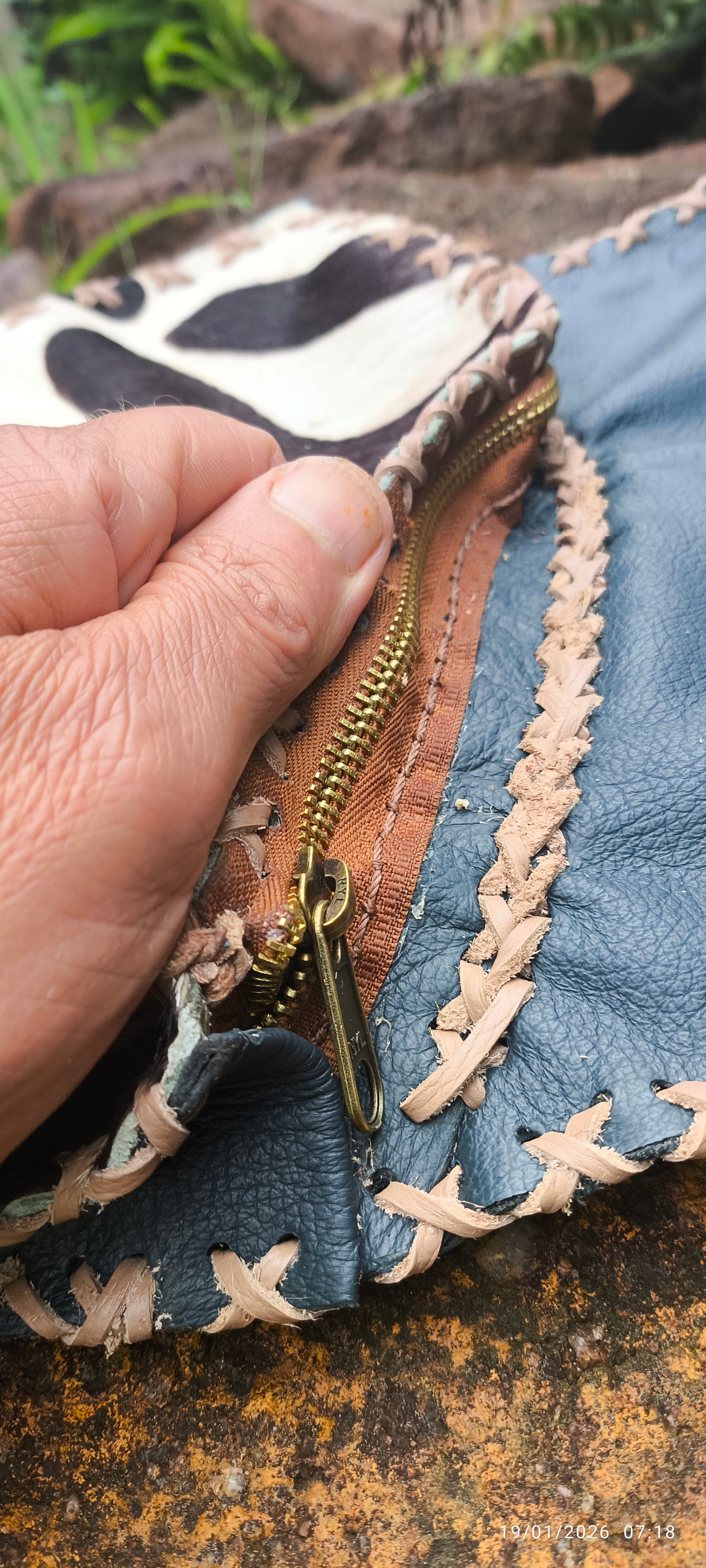 Bolsa Couro natural artesanal costura manual